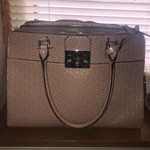 Guess purse never used